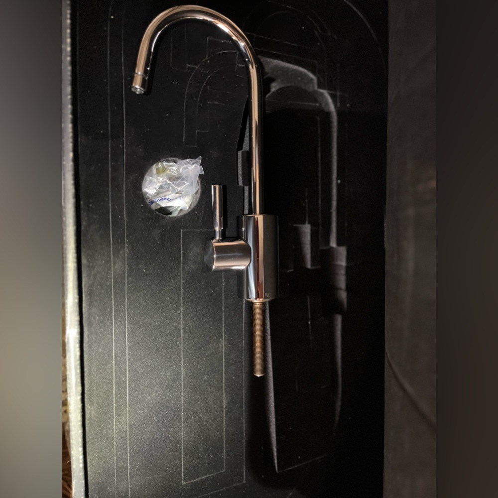 Waterstone 1400C-SN beautiful Silver cold water filtration faucet.